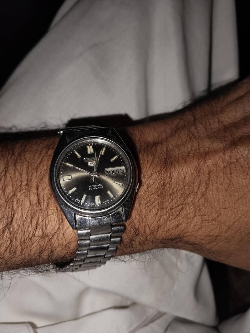 watch 1