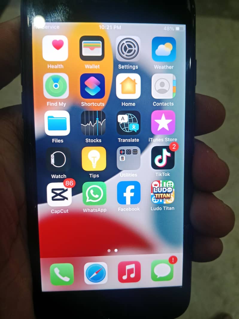 Apple iPhone 7 2