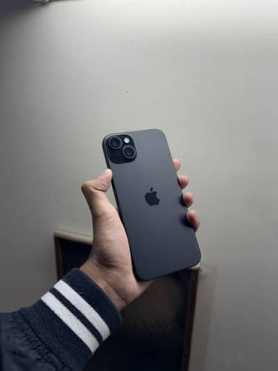 iPhone 15 plus Apple Warranty Expired In Aug 2026