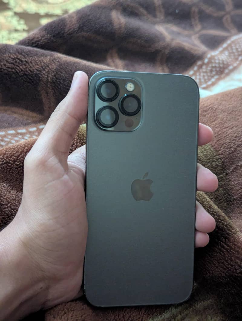 Apple iPhone 12 Pro Max 1