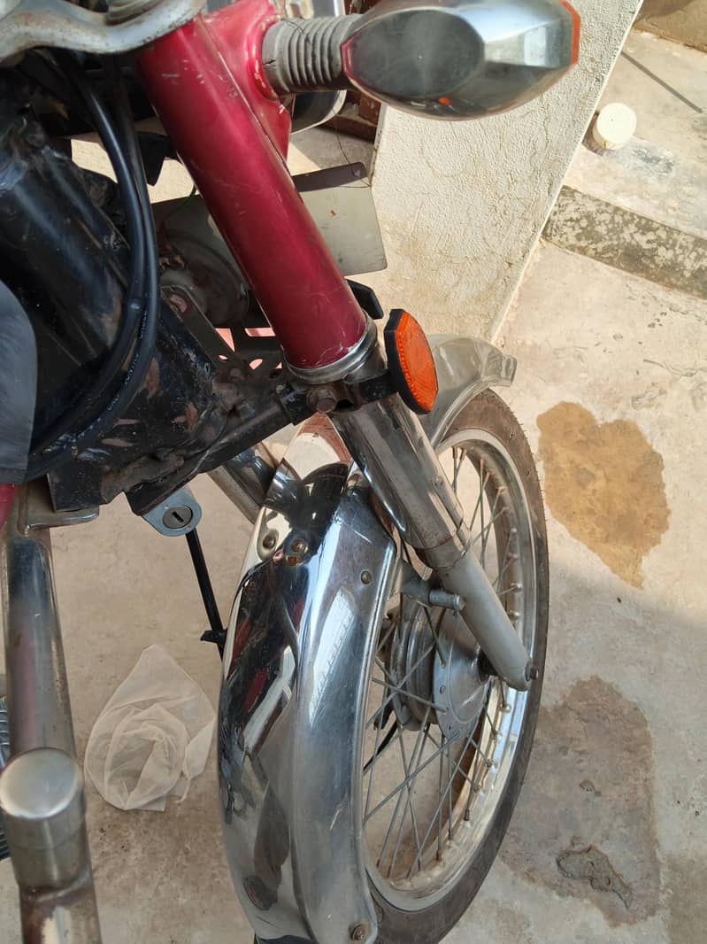 Honda CD 2004 3