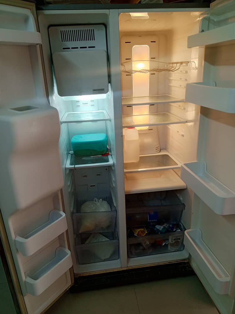 Freezer/Fridge 5