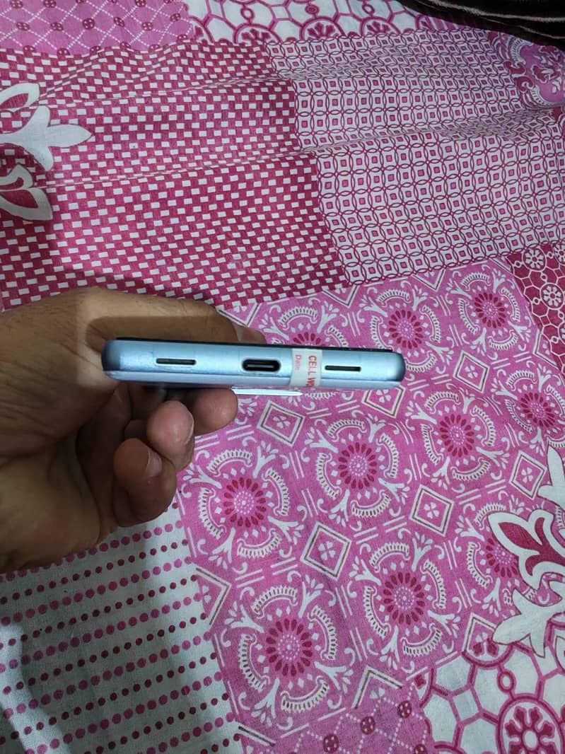 Google Pixel 7a 1