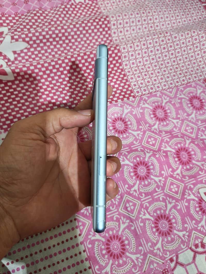 Google Pixel 7a 4