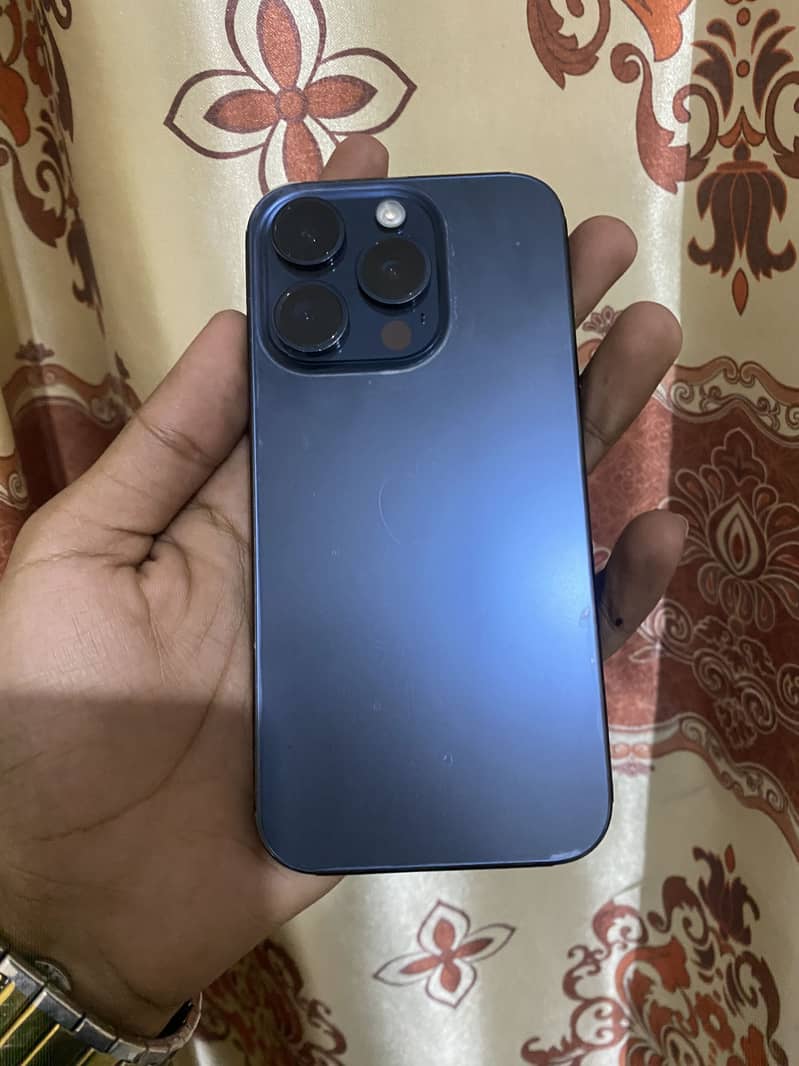 Apple iPhone 15 Pro 1