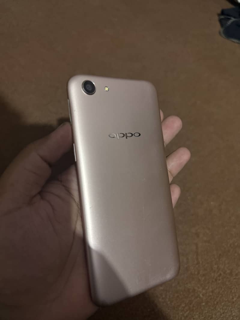 Oppo A83 1