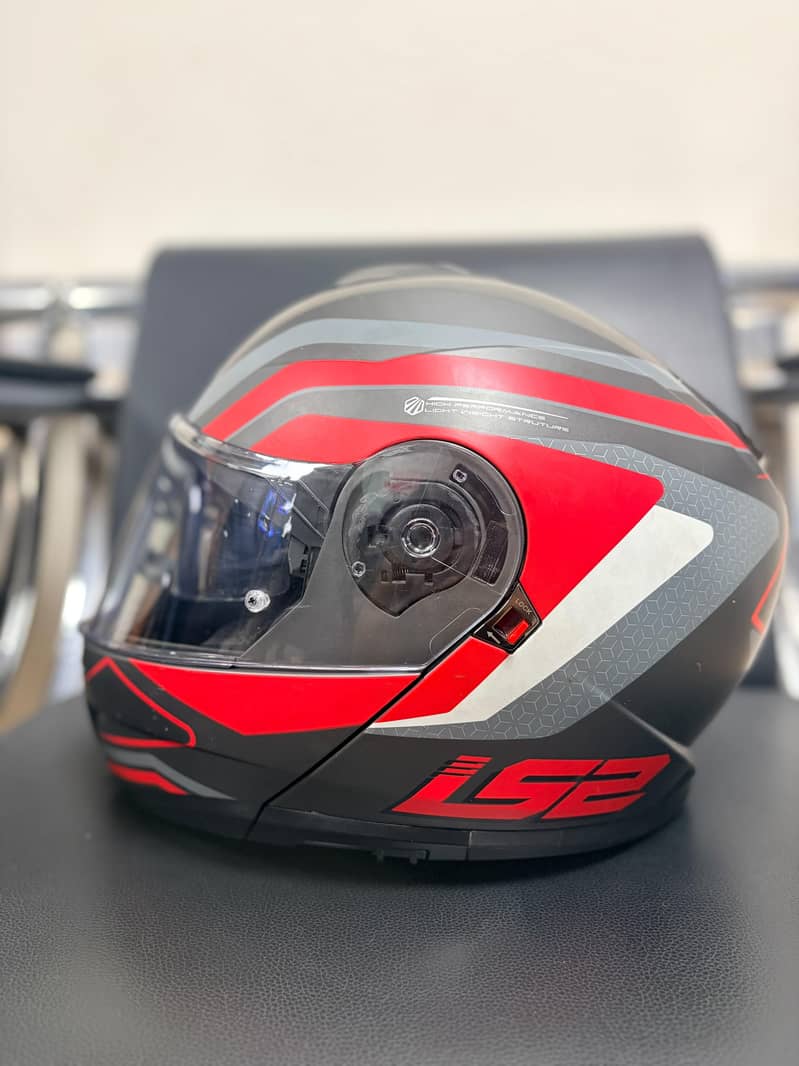 LS2 FF908 Strobe II Modular Helmet (Medium) 1