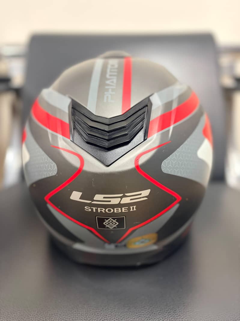 LS2 FF908 Strobe II Modular Helmet (Medium) 3