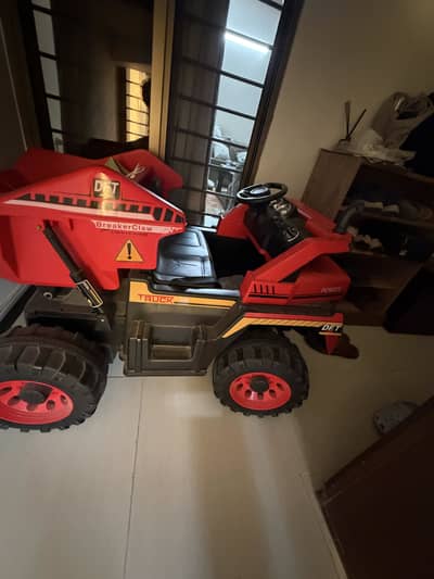 Rechargeable dumper truck