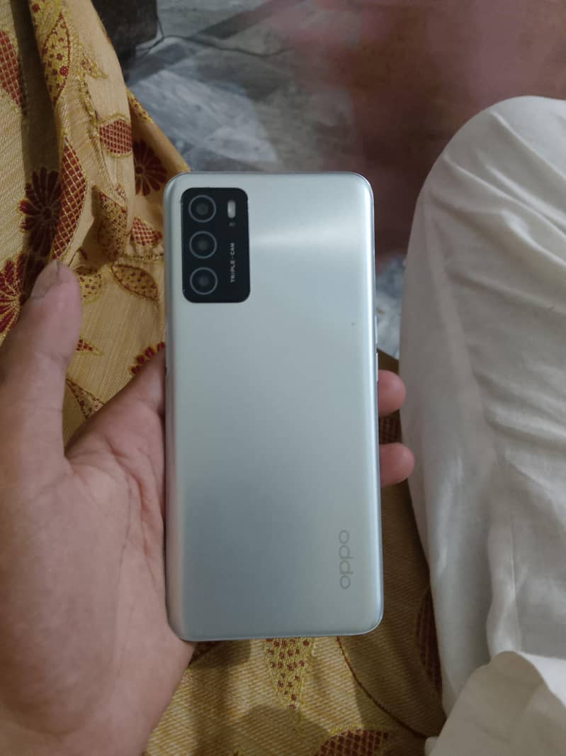 OPPO A16 0
