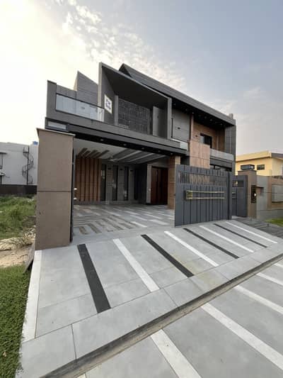 1 Kanal Brand New Luxurious Modern Design House For Sale