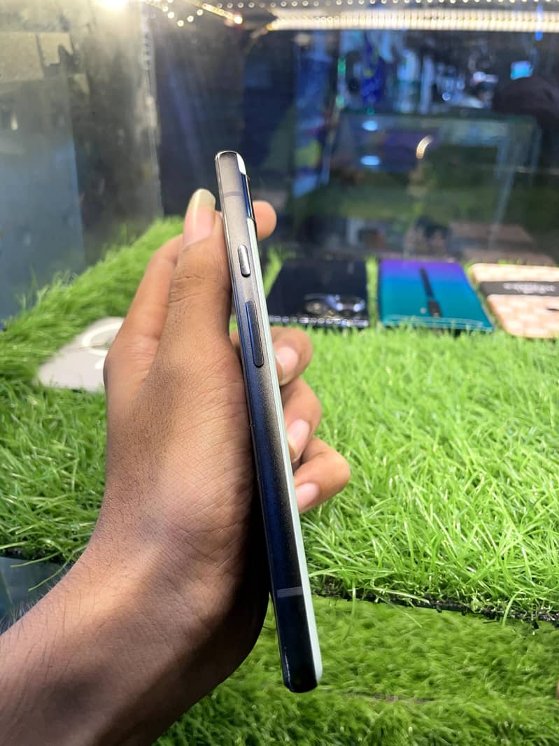 Google Pixel 6a 2