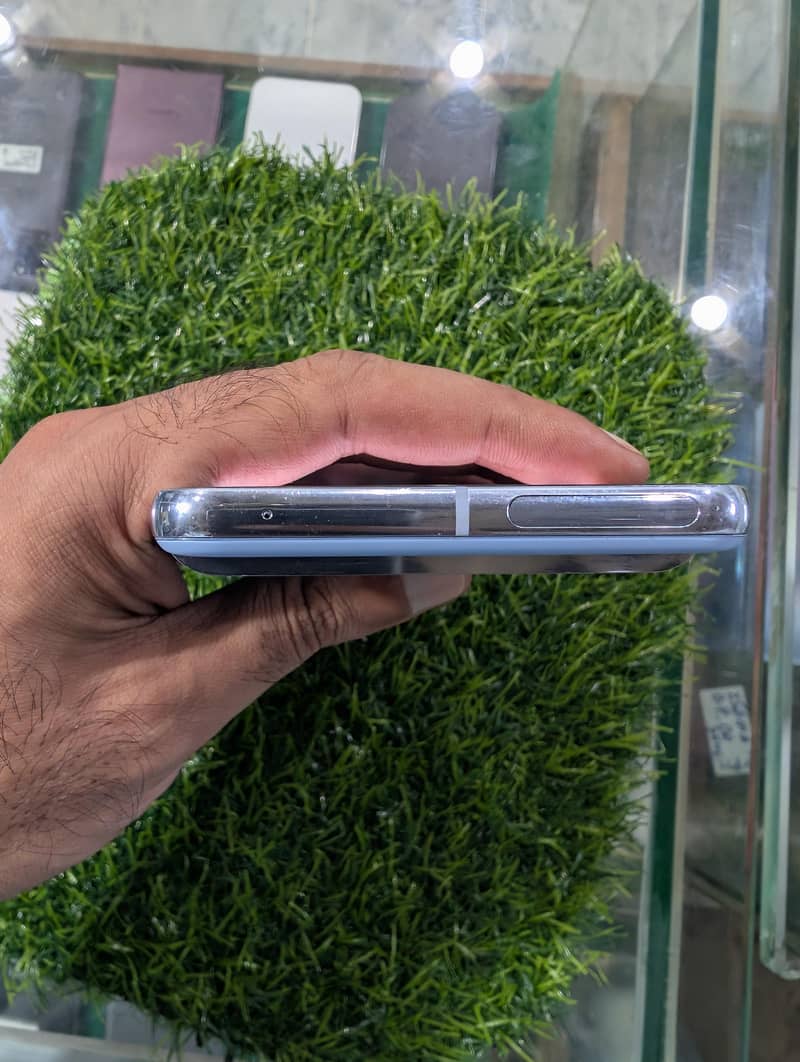 Google Pixel 8 Pro 3
