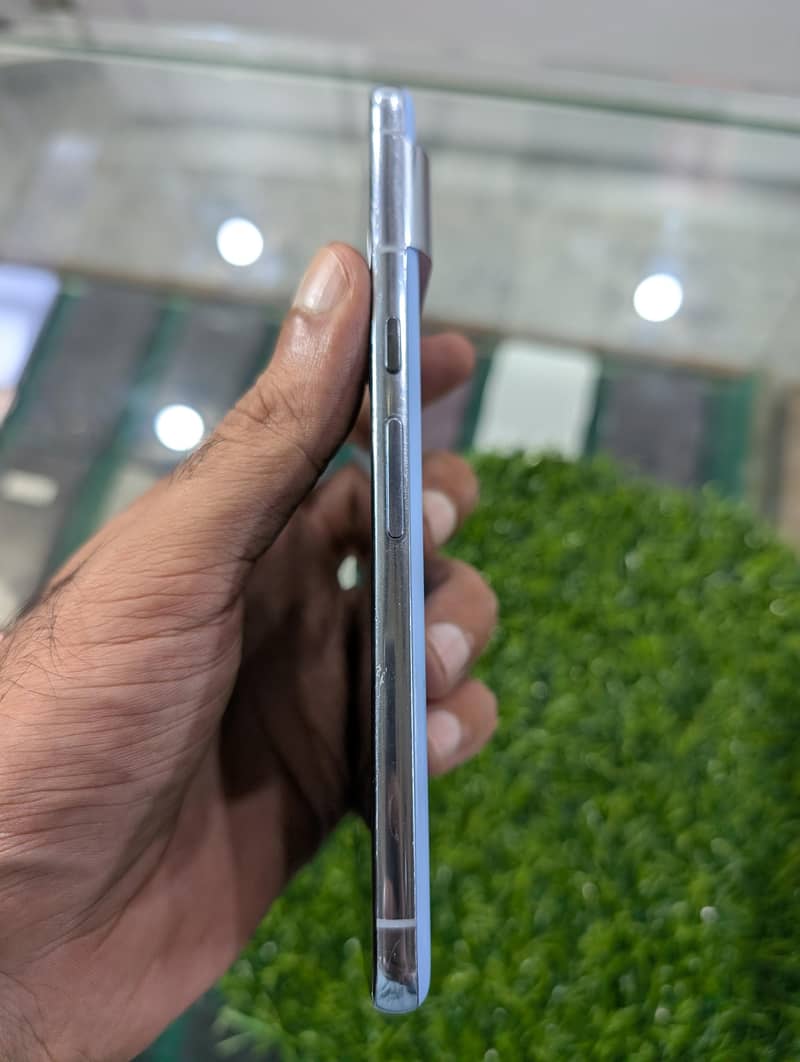 Google Pixel 8 Pro 5