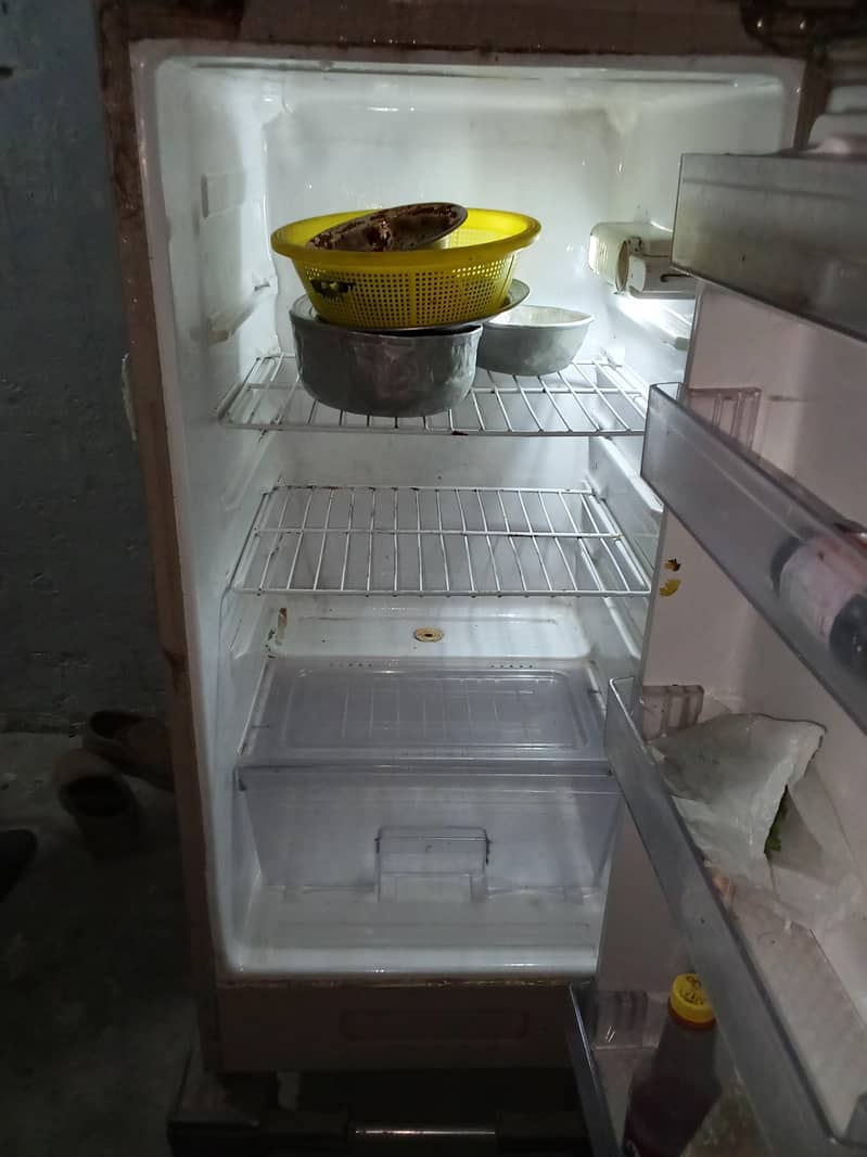Dawlance fridge 3