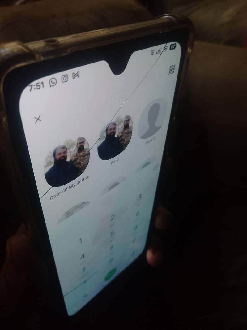 Google Pixel 7a urgent 6