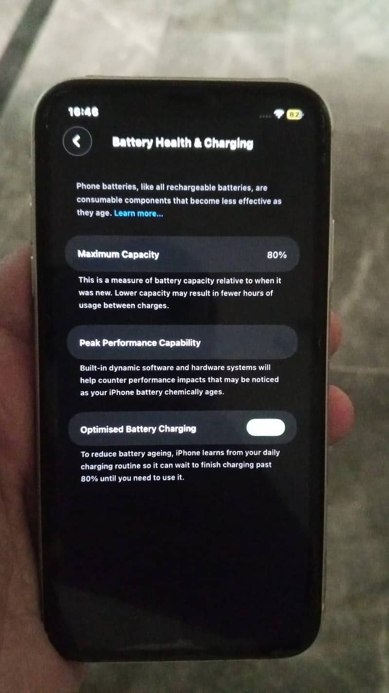 Apple iPhone 11 7
