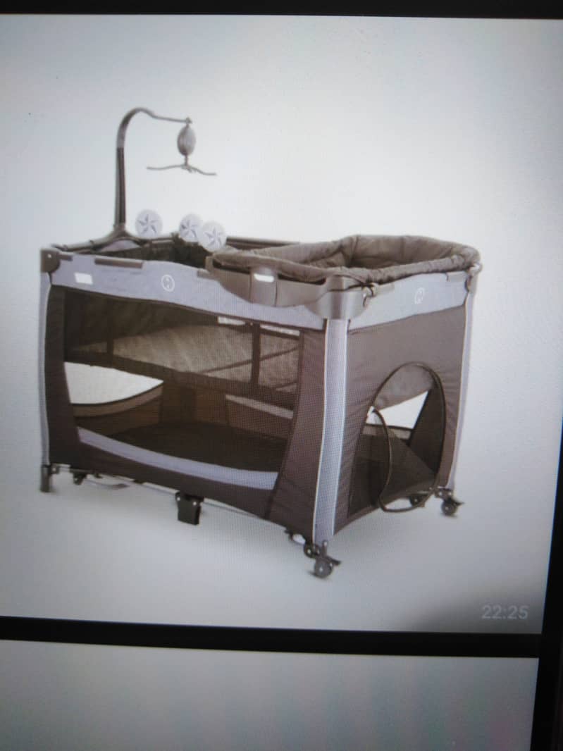 Play pen 1