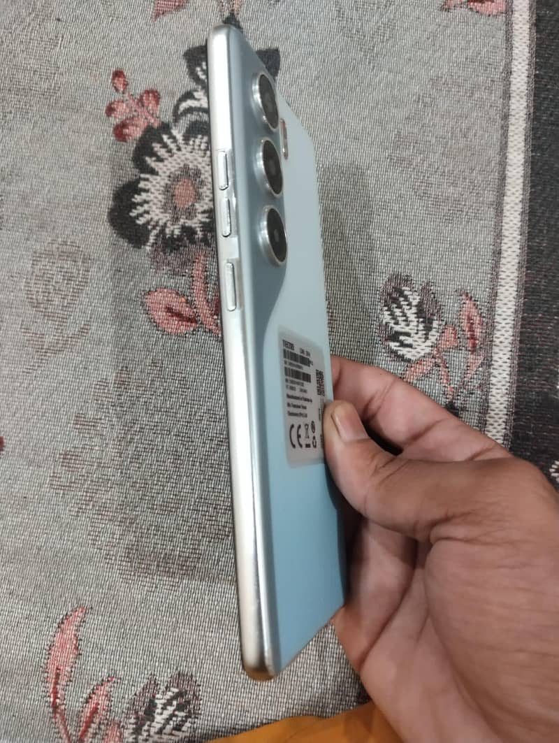 Tecno CAMON 40 3