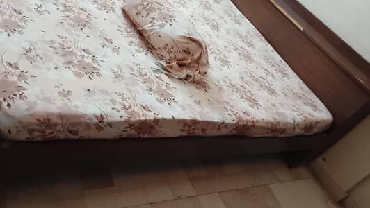 king size bed without mattress