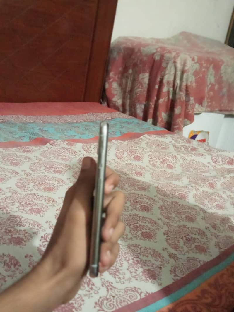 Apple iPhone X 1