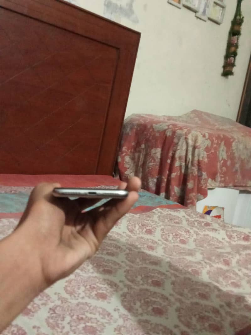 Apple iPhone X 2