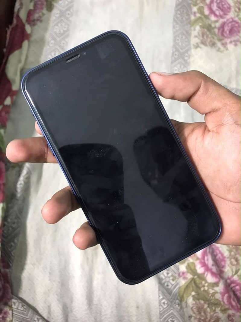 Apple iPhone XR 1