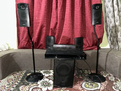 Sony HBD-DZ340K home theater syestem 5.1