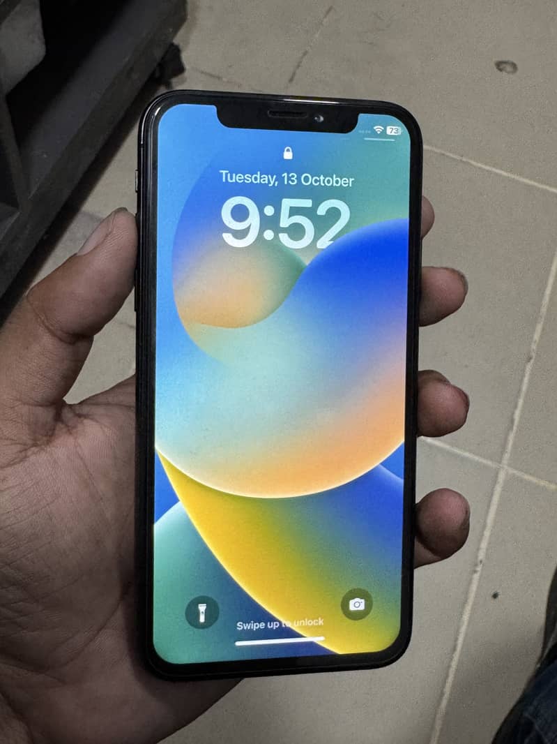 Apple iPhone X 0