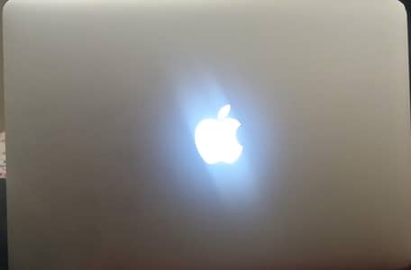 MACBOOK AIR 2017 13 INCH