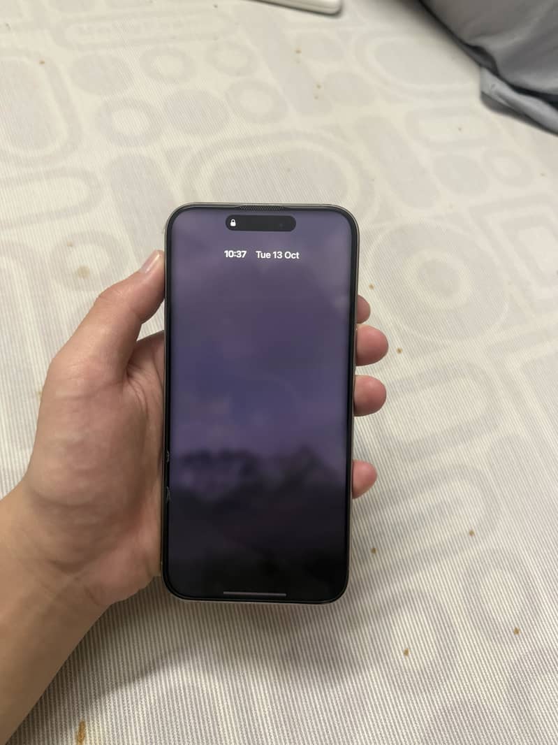 Apple iPhone 15 Pro Max 5