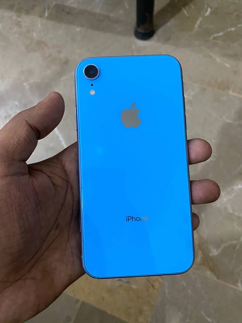 Apple iPhone XR 0