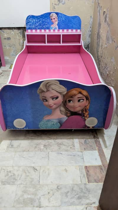bed for baby girl