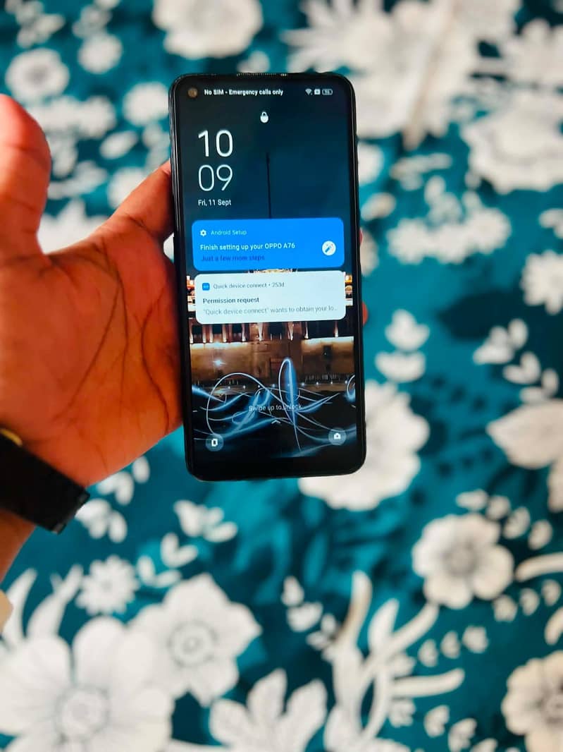 OPPO A76 1