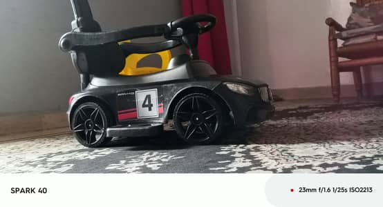 Baby car ride/baby stroller car 1se4year. Kids use krskhty hain