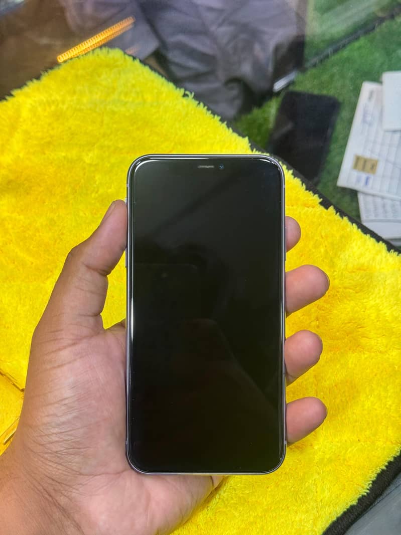 Apple iPhone 11 2