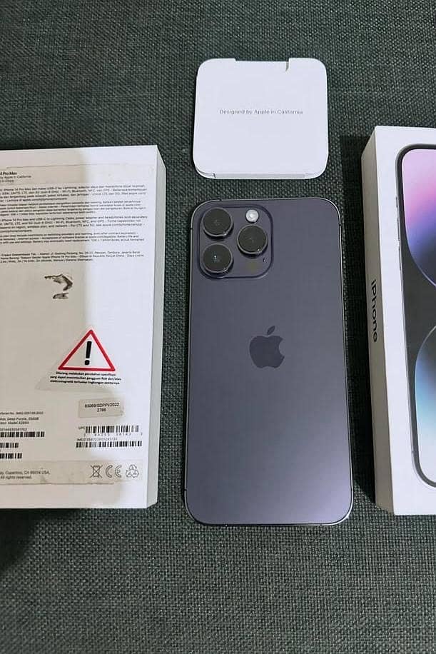 Apple iPhone 14 Pro Max 0