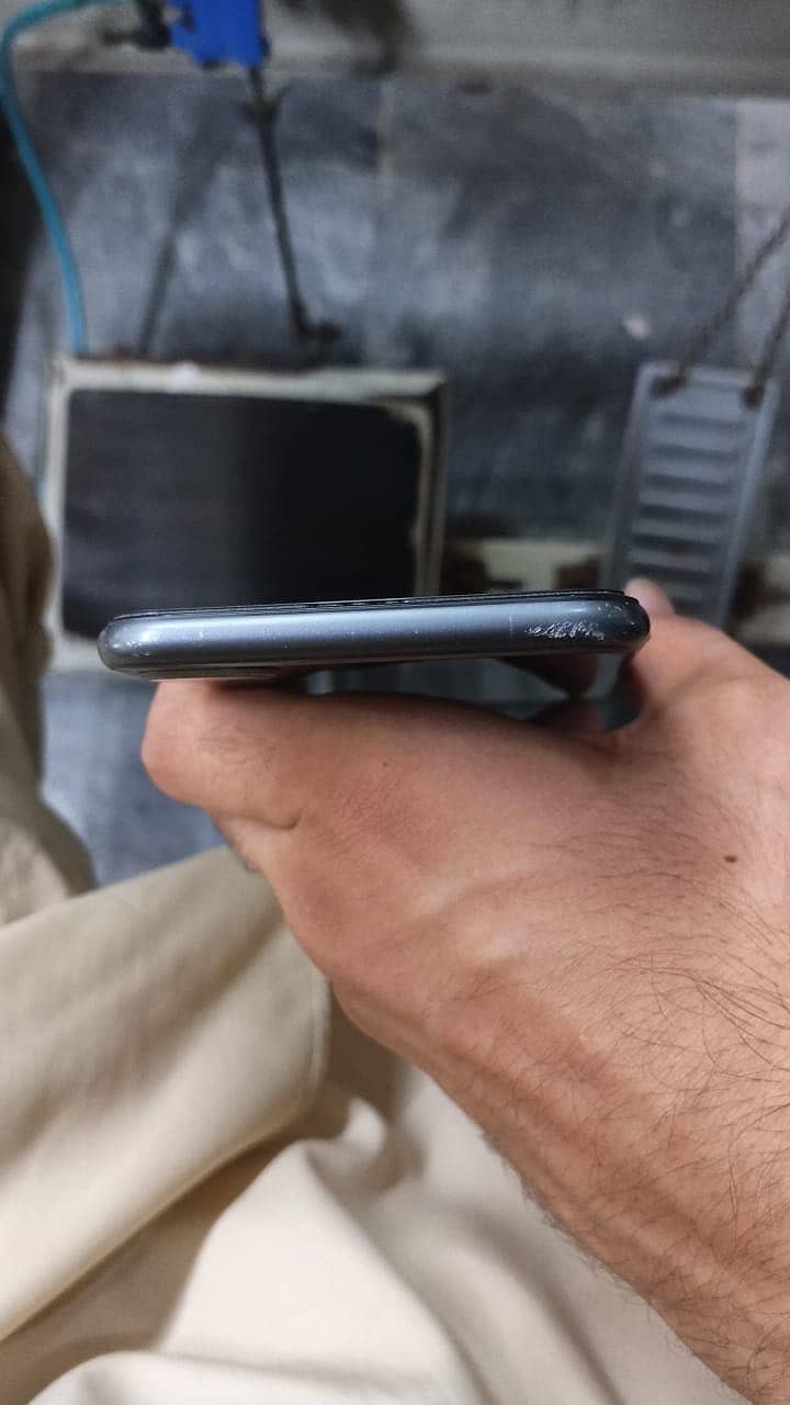 Apple iPhone 8 Plus 2