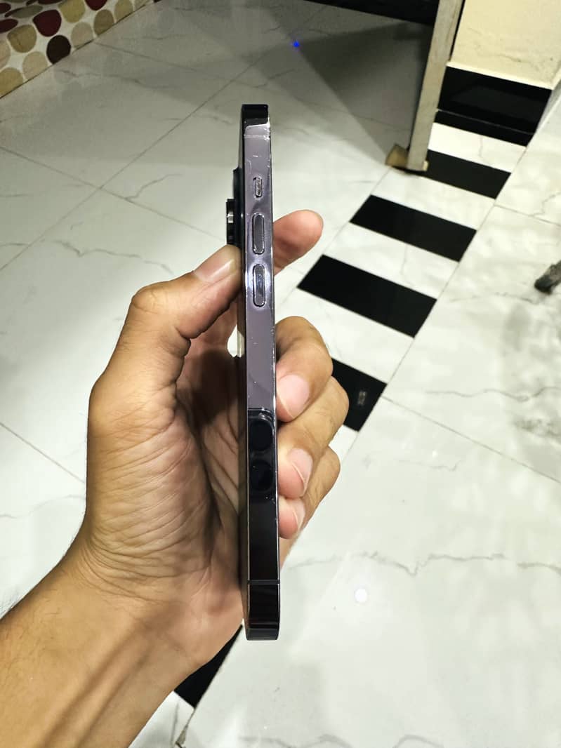 Apple iPhone 14 Pro 8