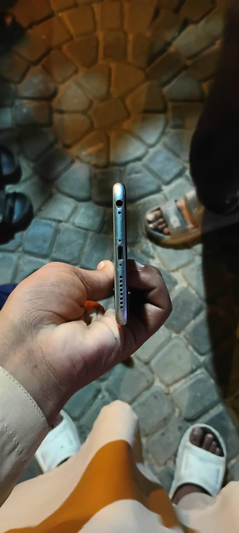 Apple iPhone 6 Plus 3