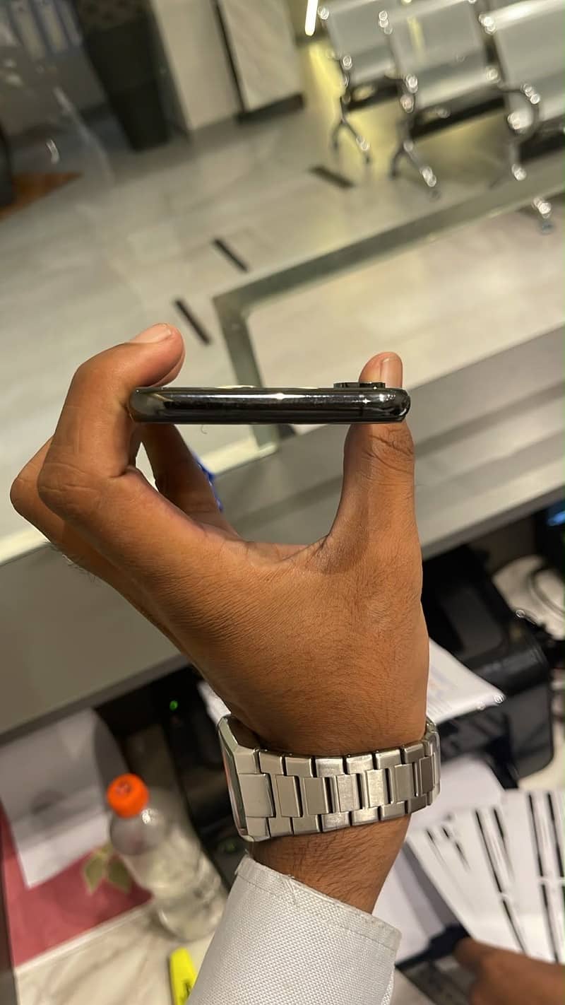 Apple iPhone XS 2
