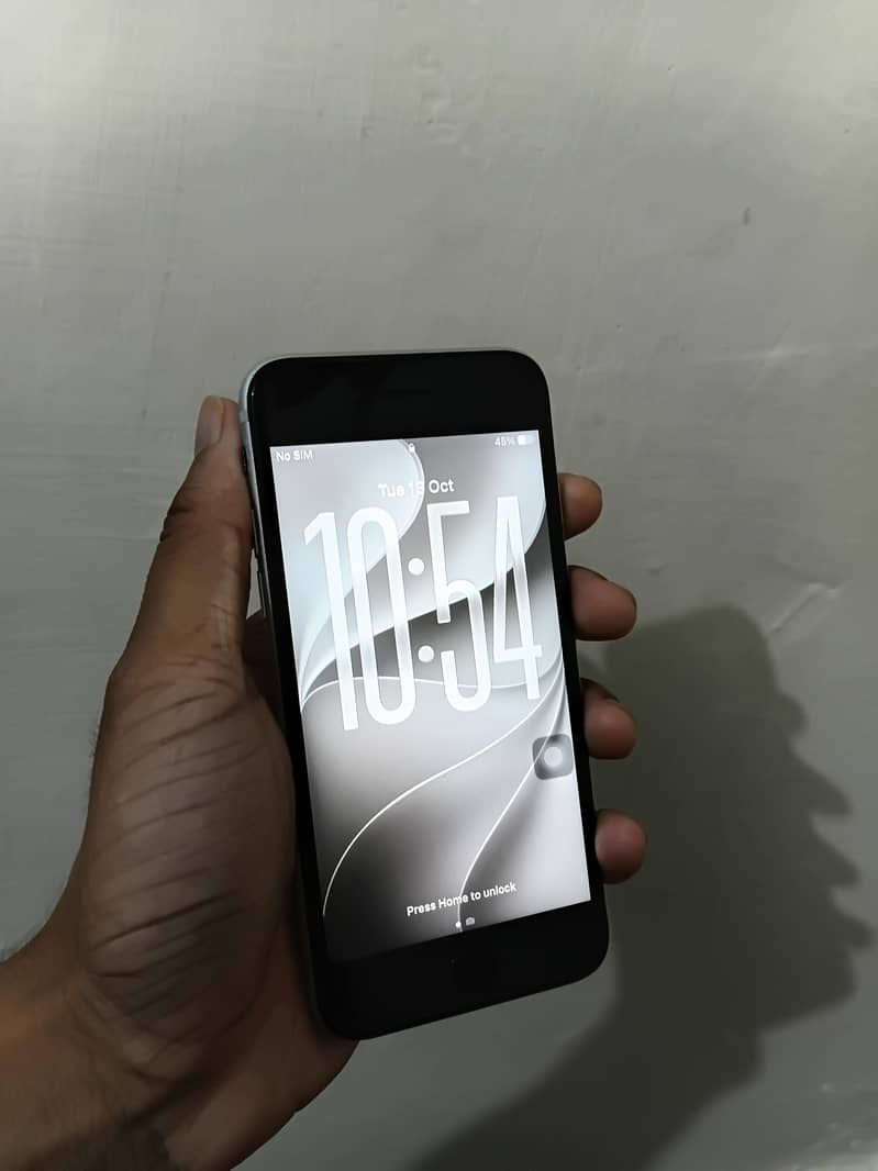 iphone se 2020 3