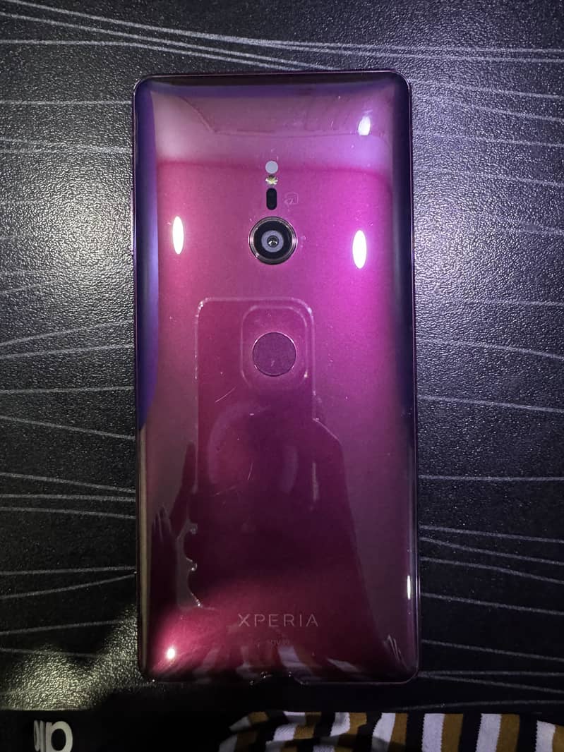 Sony XZ3 6