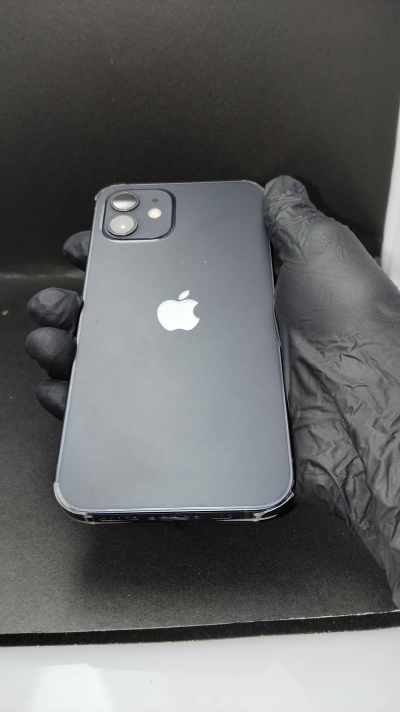 Apple iPhone 12 0