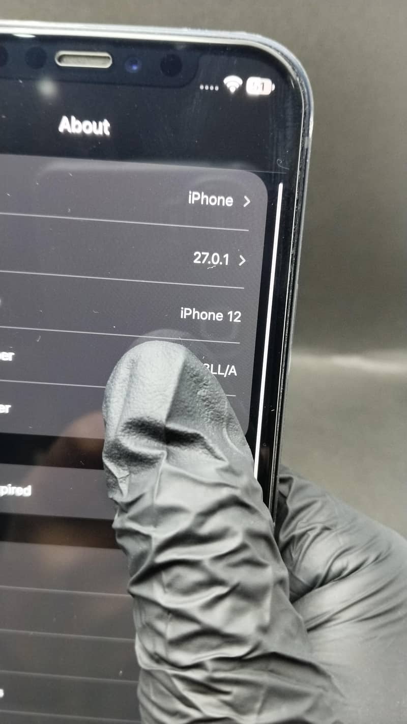 Apple iPhone 12 4