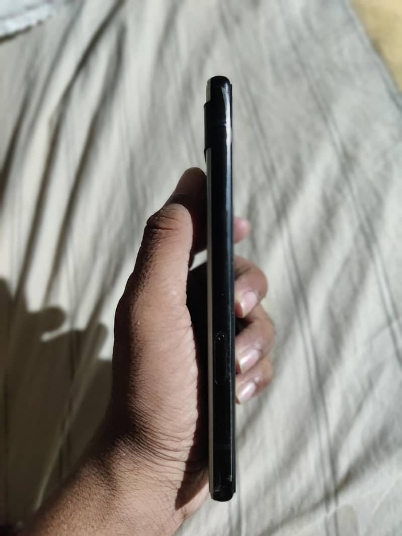 Google Pixel 6a 1