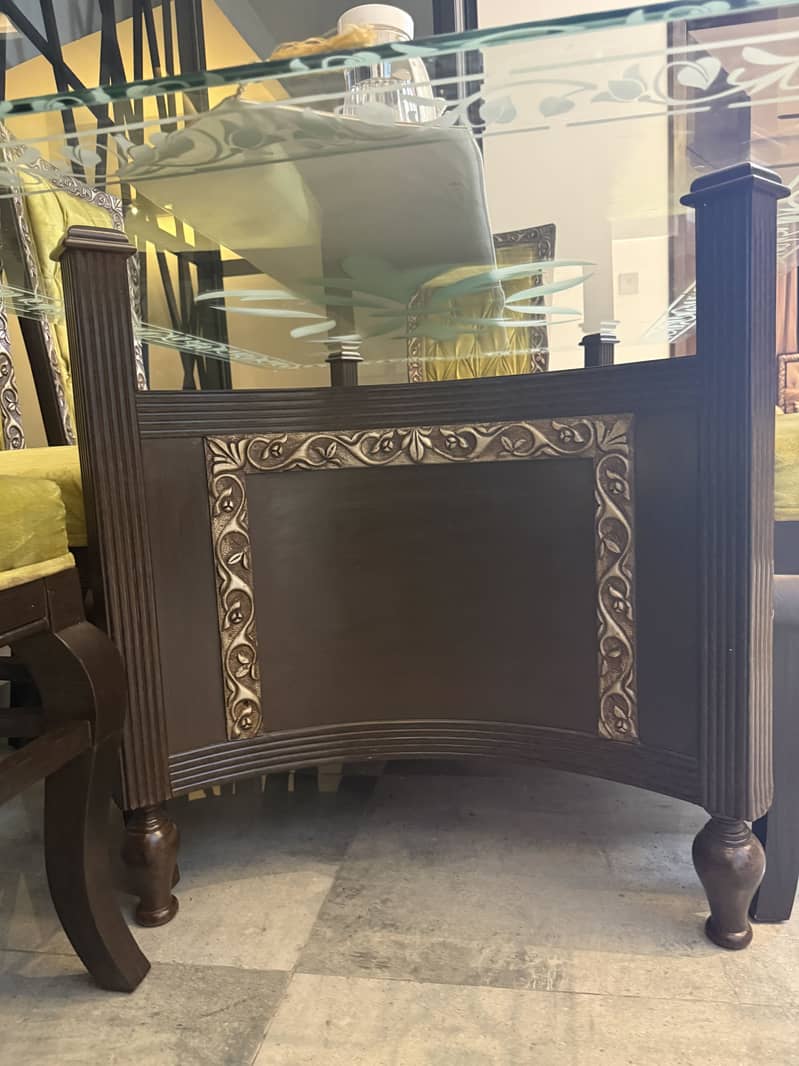 Modern six chair dining table 1