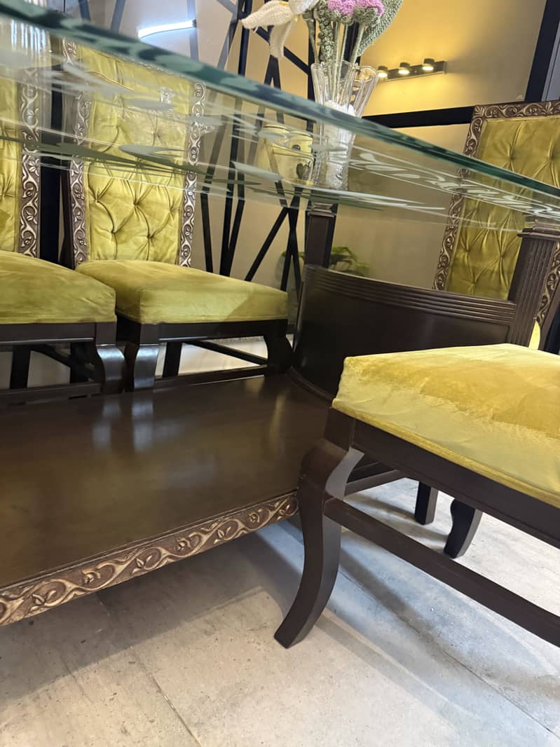 Modern six chair dining table 4