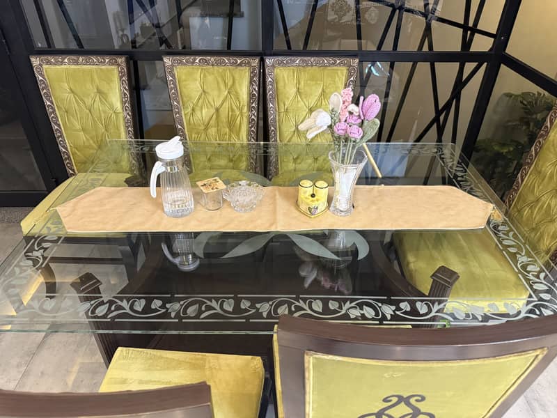 Modern six chair dining table 5