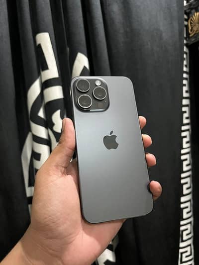 iPhone 15 Pro Max